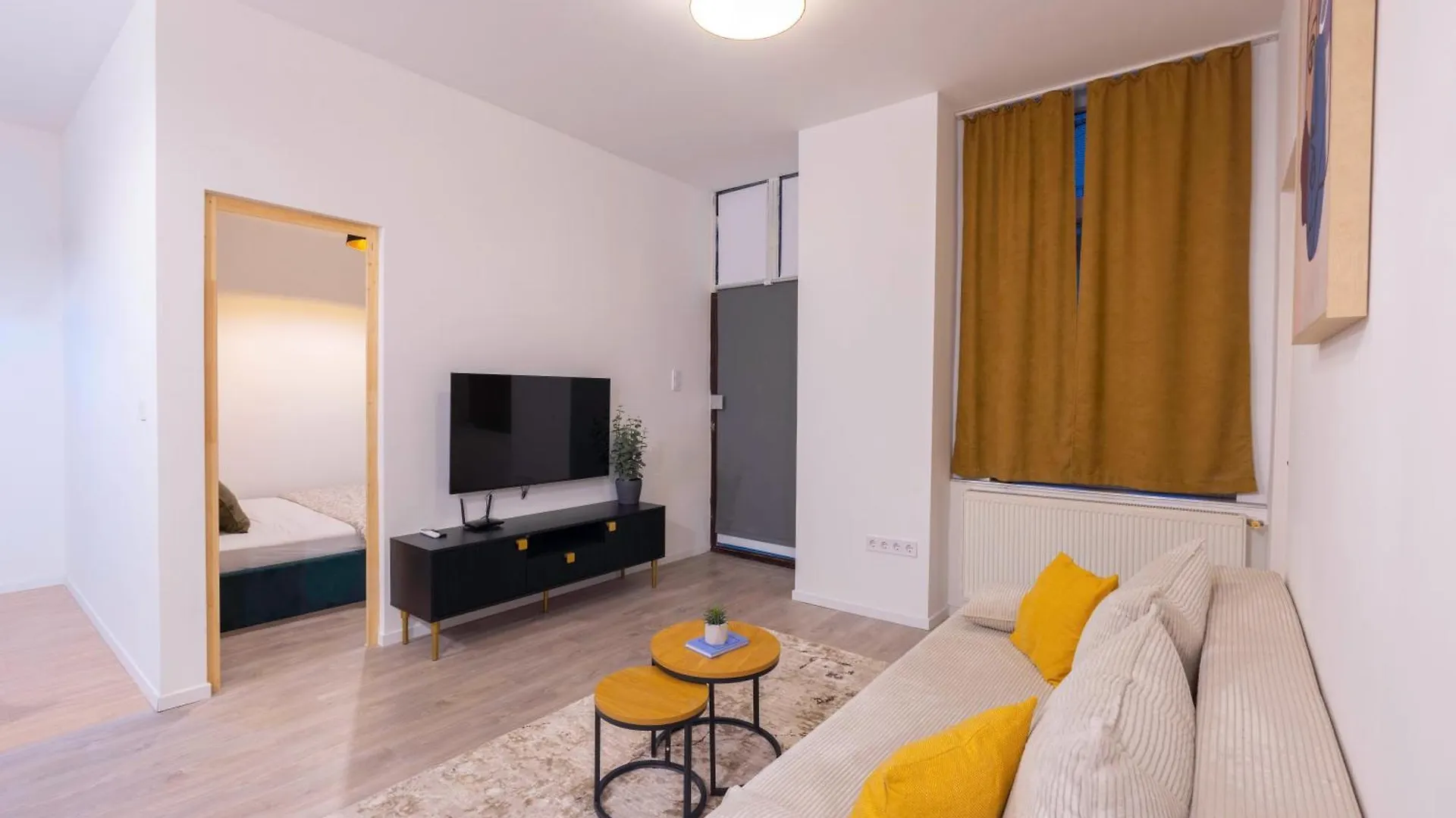 Central N' Cozy T8 Apartment W' 2Bedrm Budapest Hungary