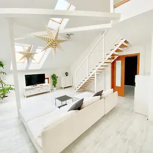 Loft With Rooftop And Free Parking In Garage Budapeszt