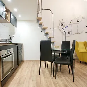 Standard By Hi5- Rose Street's Budapeszt